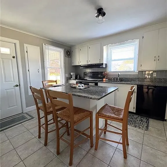 89 Wells St — Photo 4