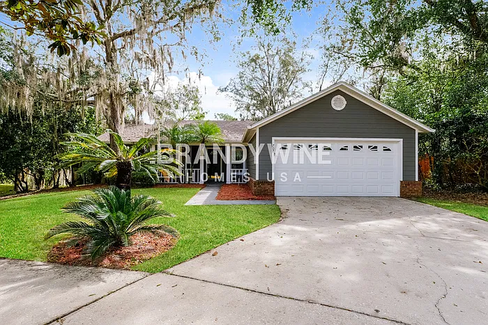 3 bed, 2.0 bath, 1264 sqft, $2,095 — Photo 2