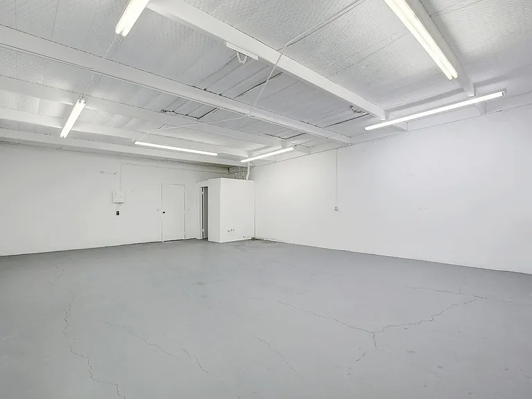 1419 Fleming Dr #5 — Photo 2