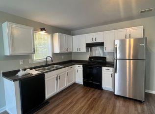 3223 Summit Ave #A, Greensboro, NC 27405