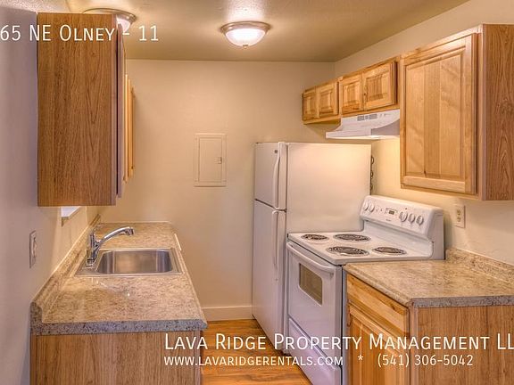 5th image of 465 NE Olney Ave APT 11