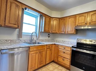 232 Tomlinson Rd, Philadelphia, PA 19116