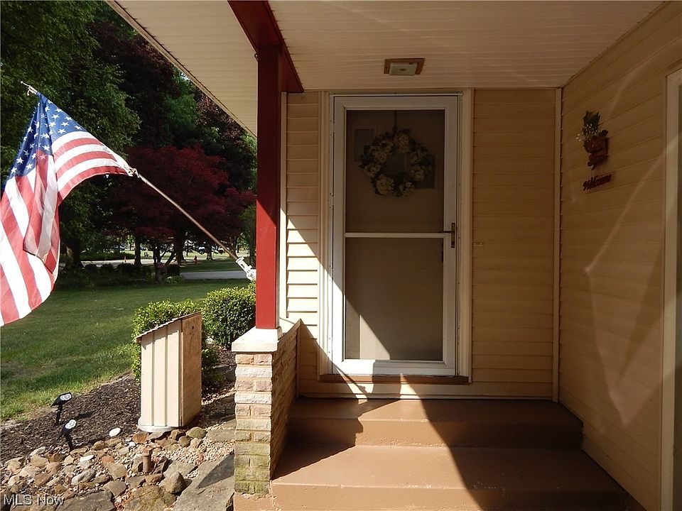 6883 Big Creek Pkwy, Middleburg Heights, OH 44130 Zillow