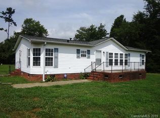 824 Perry Rd, Troutman, NC 28166