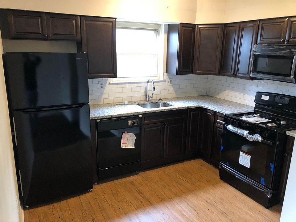 1st image of 3707 Ronnald Dr APT A