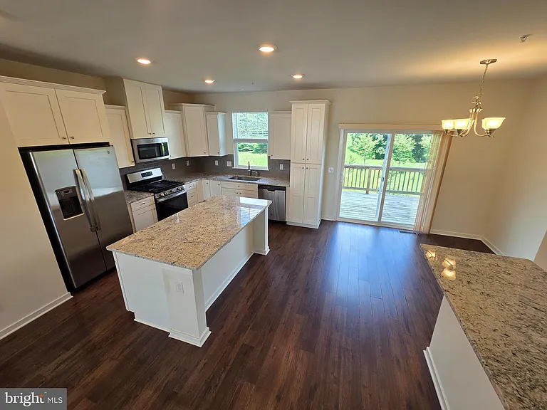 1802 Boulder Dr — Photo 11