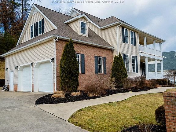 2nd image of 209 Shasta Dr