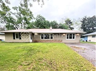 8025 6th St NE, Spring Lake Park, MN 55432