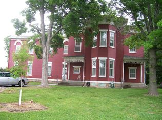 3735 Shrine Park Rd APT 3, Leavenworth, KS 66048