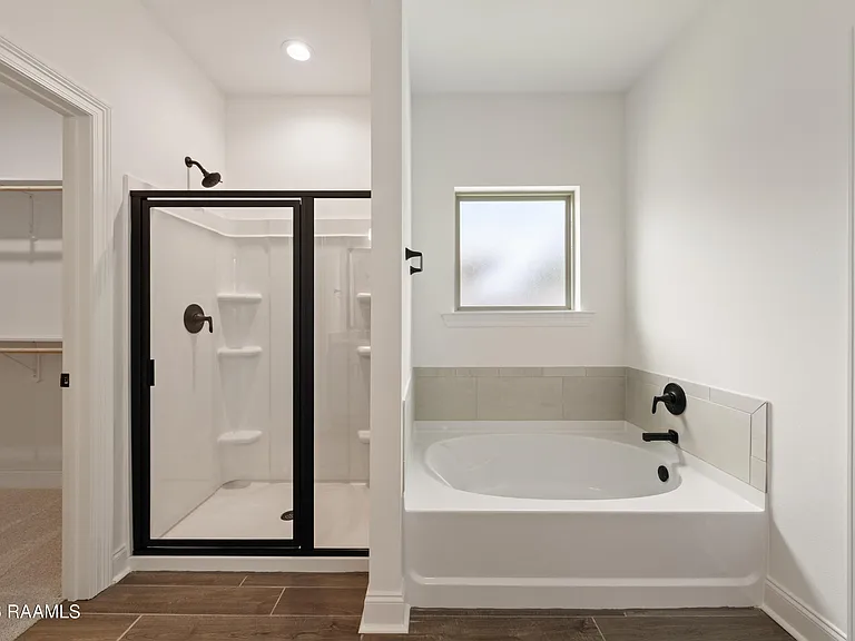300 Ethereal St — Photo 21