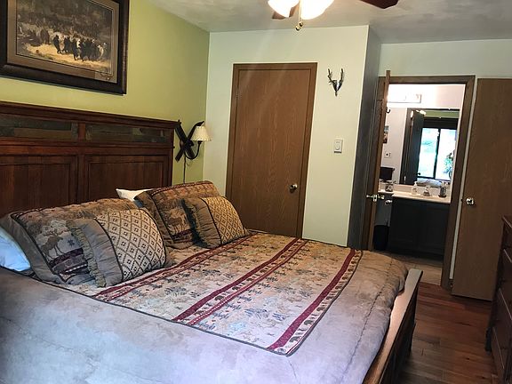 Master bedroom & bath