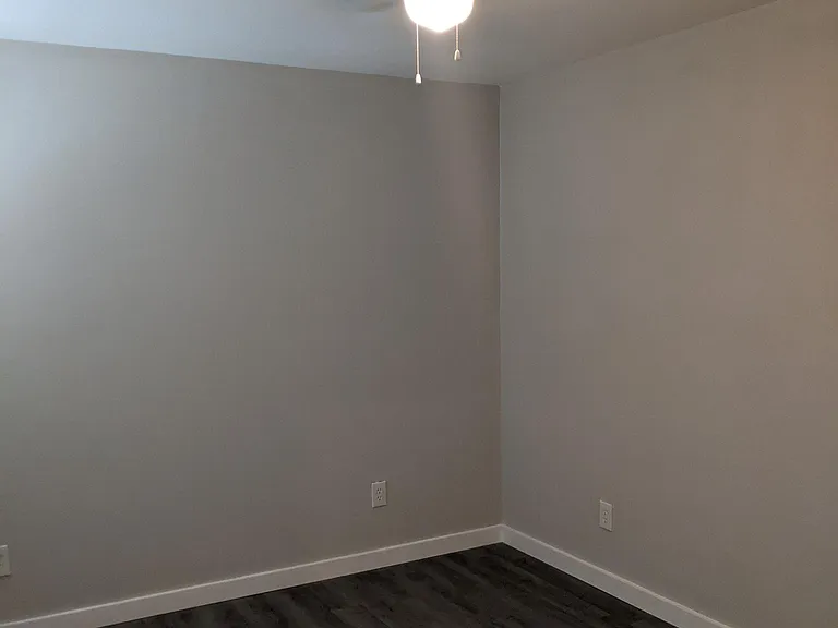 3103 S Edgefield Ave — Photo 6