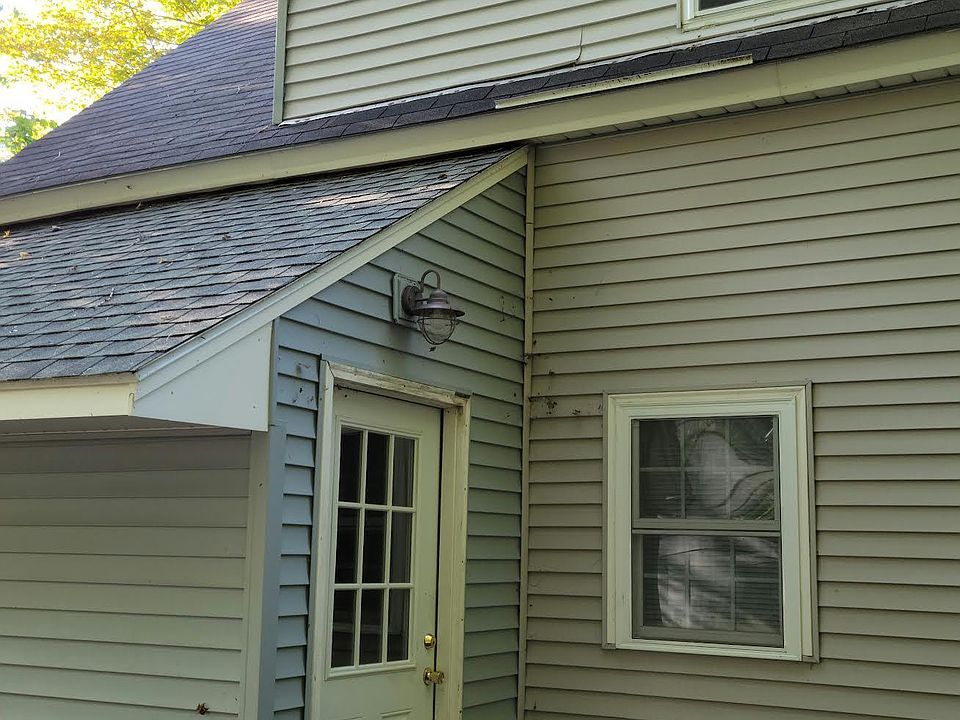 Entry to building and mud room
