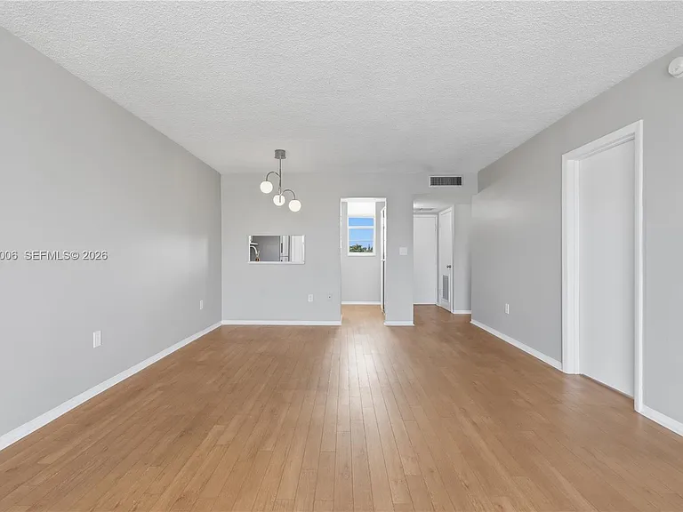 2851 Leonard Dr #J402 — Photo 13