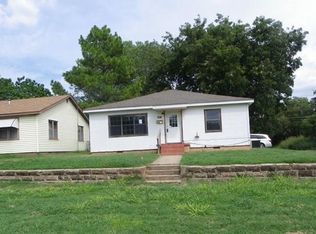 228 S Canadian St, Purcell, OK 73080