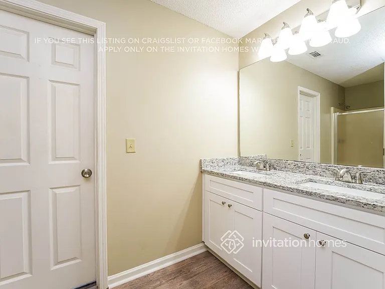 2875 Cove Crossing Dr — Photo 11
