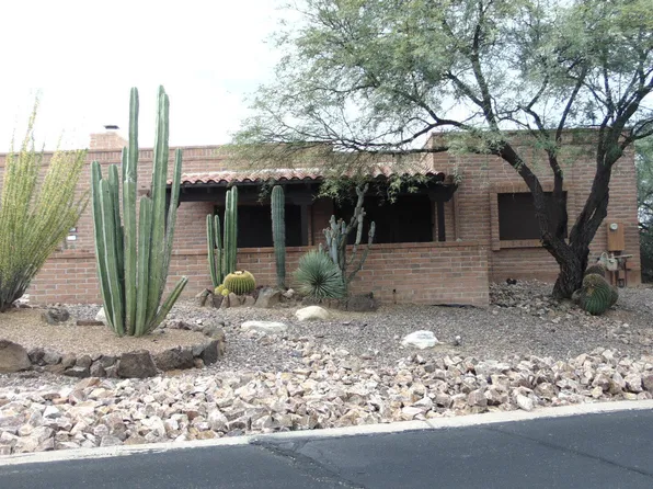 1838 W Camino Urbano, Green Valley, AZ 85622