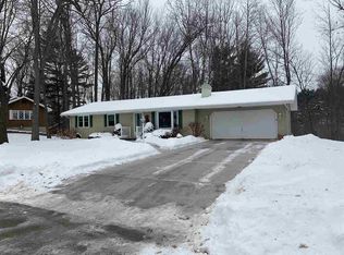 7 Cherry Ct, Shawano, WI 54166