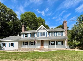 6519 Apple Butter Rd, Slatington, PA 18080