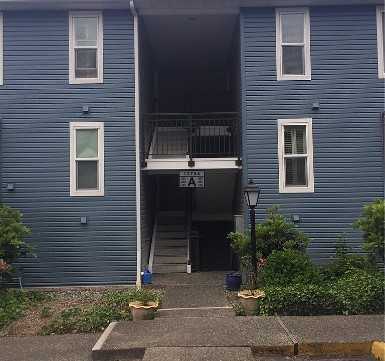 1st image of 12720 NE 144th St #303
