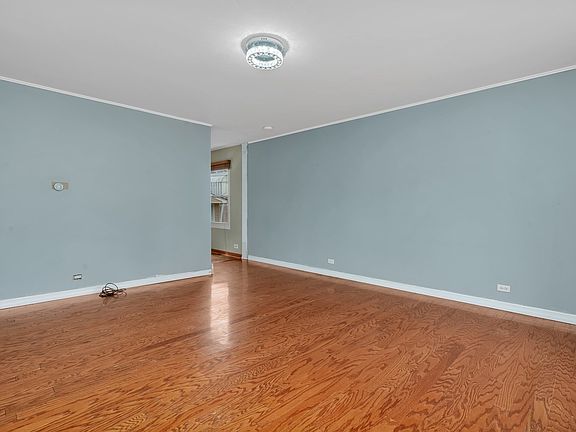 3rd image of 7728 Westview Ln