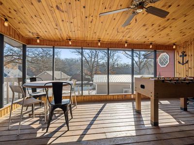 22250 260th St, Delhi, IA, 52223