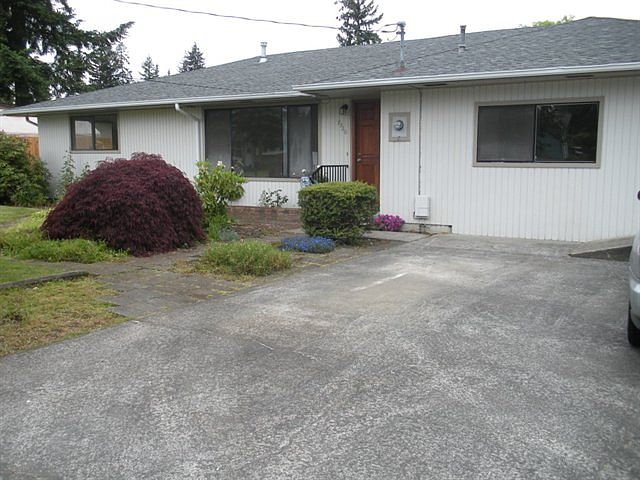 1st image of 7520 3rd Ave SE