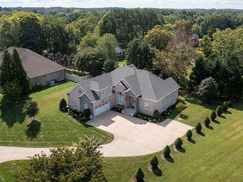 1004 Briarwood Dr, Cottontown, TN 37048 Zillow