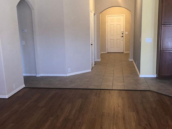 5th image of 4608 Oakview Dr