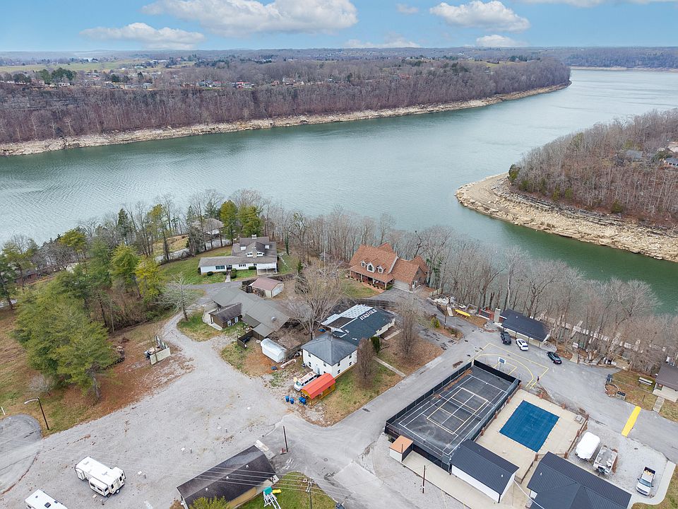1st image of 105 Villager Resort Dr