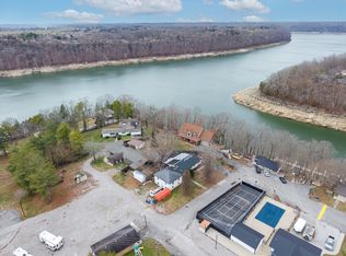 105 Villager Resort Dr, Somerset, KY 42503