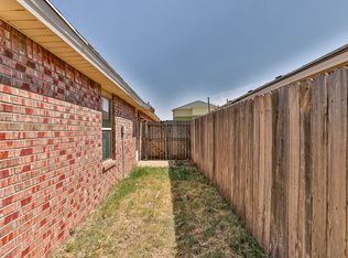 5812 96th St #B, Lubbock, TX 79424