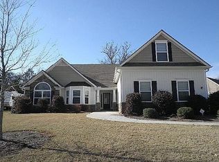 5515 Squirrel Nest Ct, Flowery Branch, GA 30542