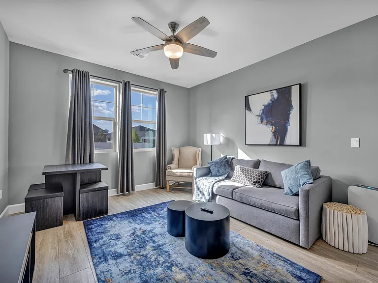 518 Riverbed Cir — Photo 12