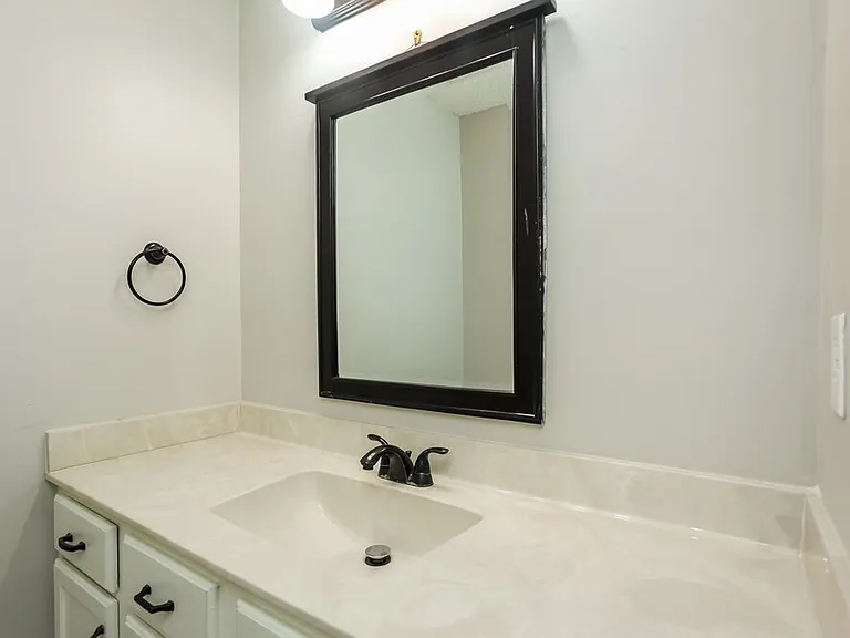 1271 Breezy Gate Dr — Photo 15