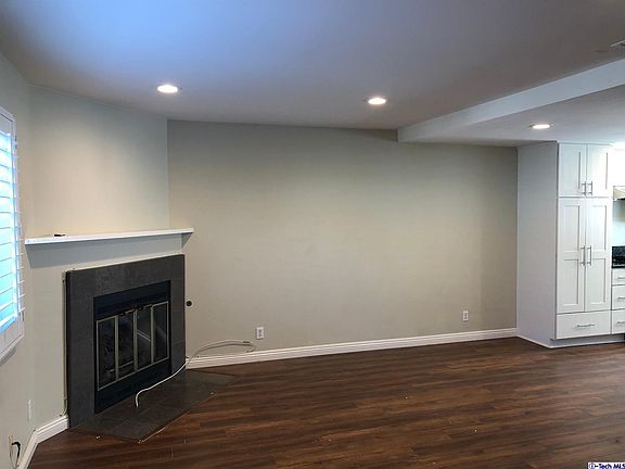 2nd image of 163 N Parkwood Ave APT 3