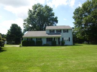 660 Oak Tree Rd, Manheim, PA 17545