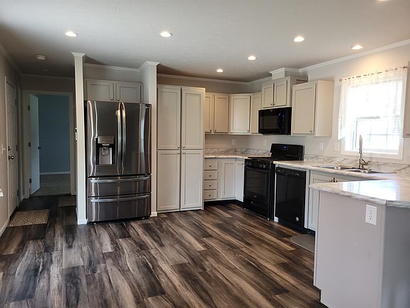 4th image of 3200 Okoboji Ave #118