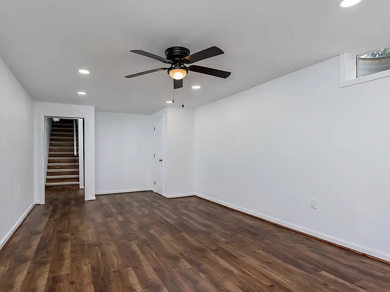 1129 Pleasant Rd — Photo 8