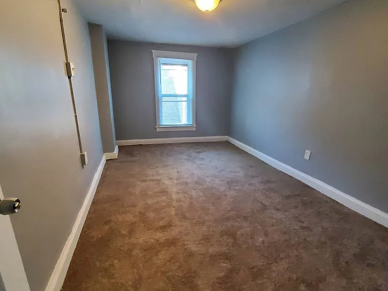 3668 W 48th St — Photo 32