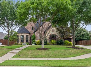 2404 Lilyfield Dr, Trophy Club, TX 76262