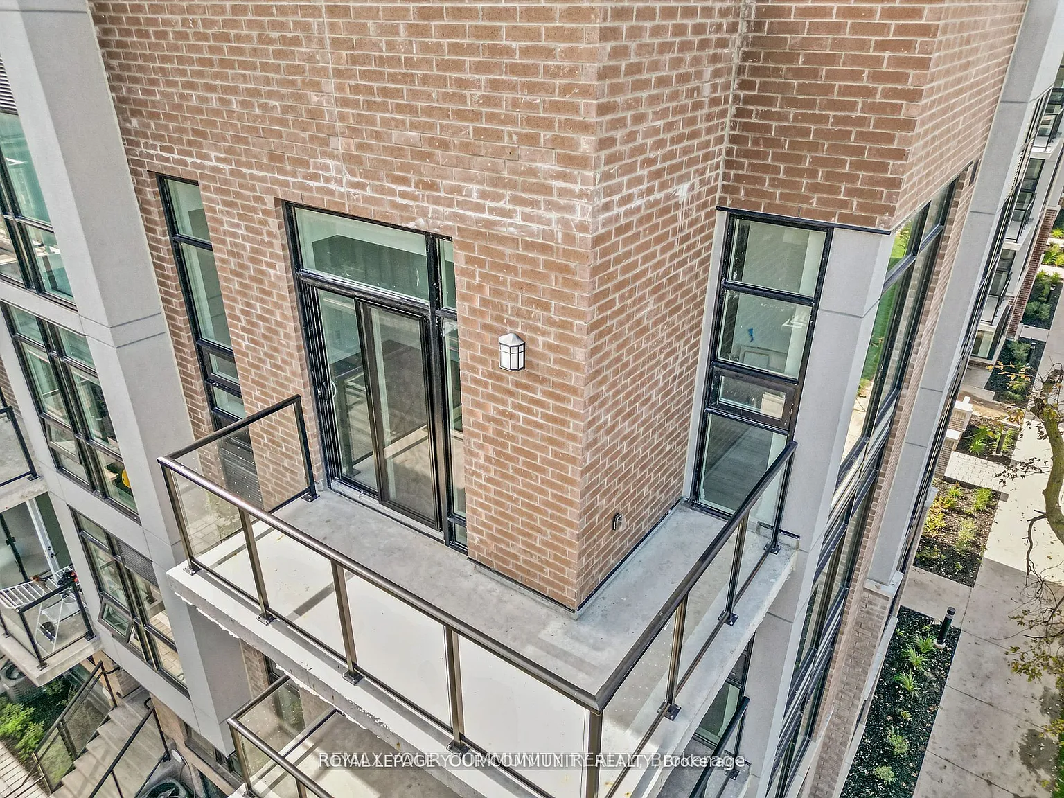 Studio, $1,800 — Photo 3