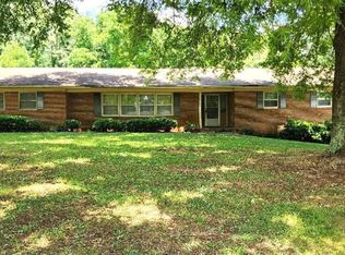 400 Yeatts Rd, Martinsville, VA 24112