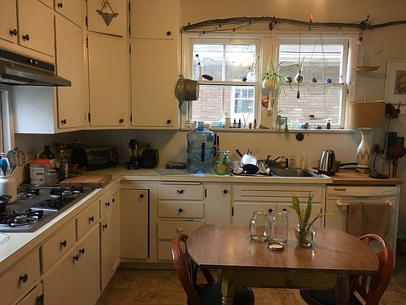 4th image of 4026 Indiana Ave