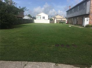 Destrehan Ave, Harvey, LA 70058