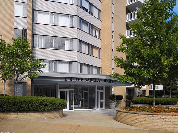 1530 Beacon St. Brookline - Washington Square Building Photo