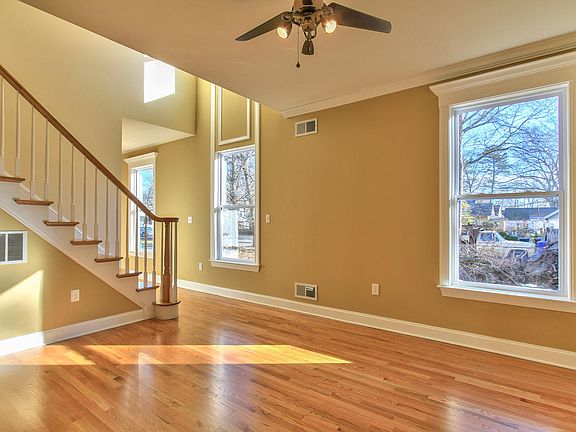 Large Living Room that is beautifully painted and Trimmed out