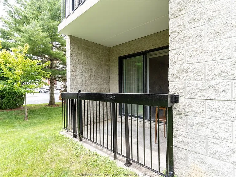 1885 Normandy St #104 — Photo 24