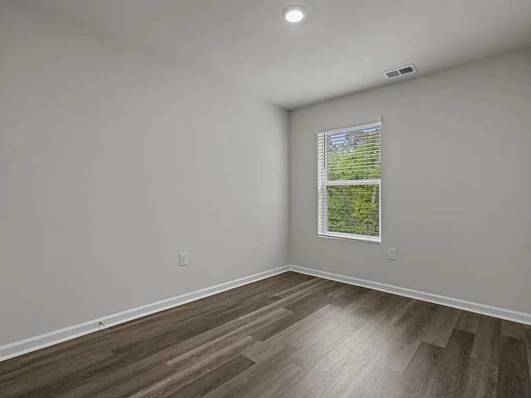 547 Gemstone Blvd — Photo 9