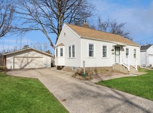 1444 64th St, Windsor Heights, IA 50324